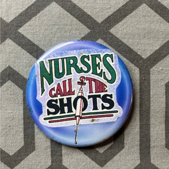 Nurses Button Pins RN, LVN, NP Pre-owned Excellent Condition Lot Of 2 - Picture 7 of 7